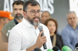 Governo do AM anuncia pagamento de abono do Fundeb de até R$ 16,5 mil a professores