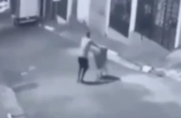 Imagens fortes: Corpo de mulher é encontrado dentro de carrinho de supermercado na Vila Formosa, em São Paulo