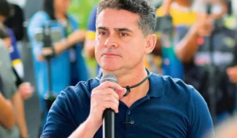 Desaprovação de David Almeida chega a 63% e coloca prefeito na liderança da rejeição