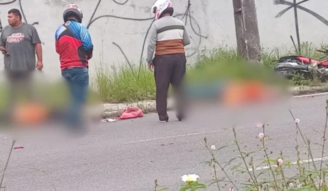 Veja forte: Casal morre esmagado em grave acidente entre carreta e moto perto do Detran em Manaus