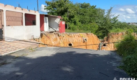 ‘Perdi minha casa e ninguém nos dá resposta’: moradores denunciam abandono no Conjunto Canaranas, no Cidade Nova