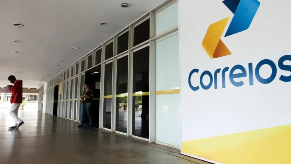 Governo Lula autoriza empréstimo de R$ 12 bilhões para reestruturação dos Correios