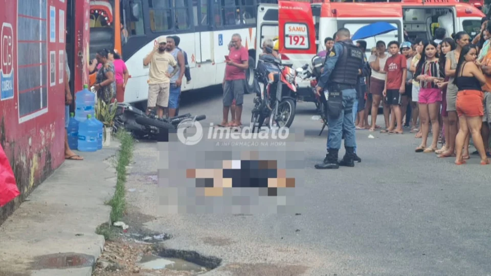 Tragédia: Motociclista morre após colisão com carro na Rua Amazonas, no Ouro Verde