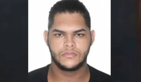 VEJA VÍDEO: Jovem é morta a facadas pelo ex-namorado na porta de casa em Itaúna (MG); crime foi premeditado