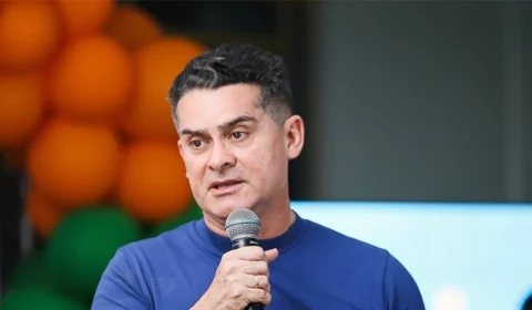 Prefeito diz que possível aliança política em 2026 depende de pendências do governo estadual com Manaus