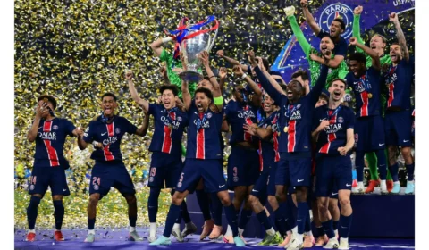 PSG é campeão mundial pela primeira vez na história após decisão nos pênaltis