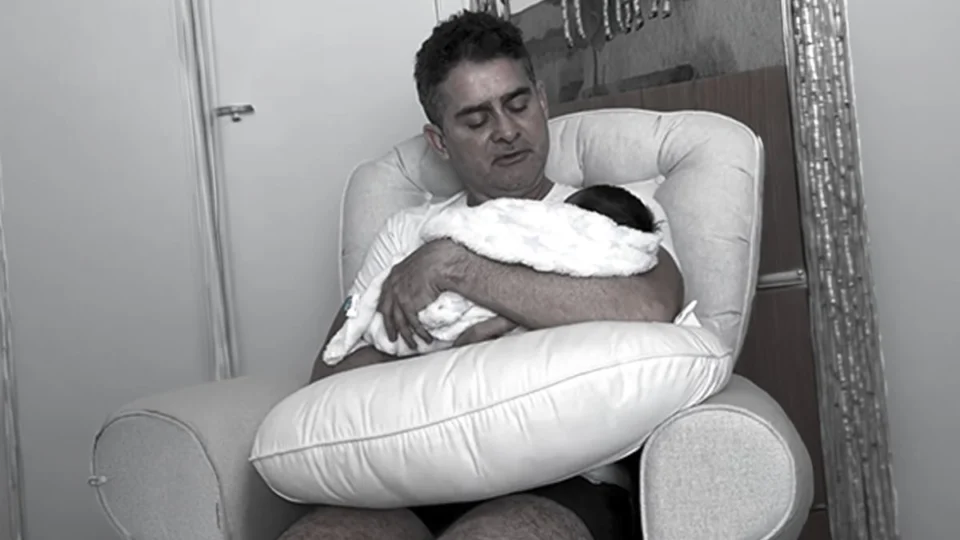 Morre aos 20 dias de vida David Benedito, filho do prefeito de Manaus, David Almeida