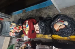 Drogas escondidas com café e maionese são descobertas em embarcação no Encontro das Águas