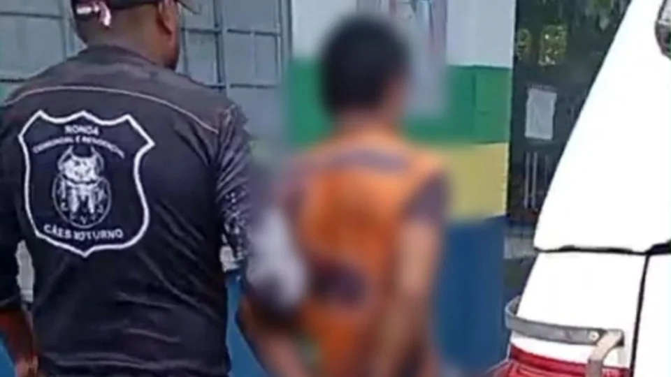 Violência doméstica: Homem é preso após ameaçar ex-companheira e irmãs dela com terçado em Carauari