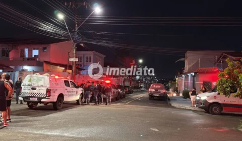 Homem surta e ameaça explodir residência no Parque Dez, em Manaus