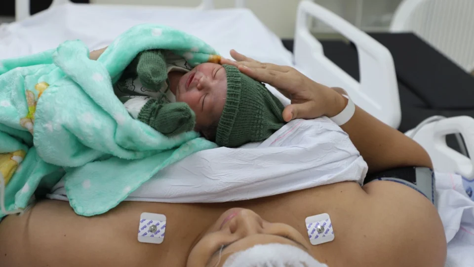 Conheça Pedro Henrique, o primeiro bebê de 2026 nascido em hospital da rede estadual do Amazonas