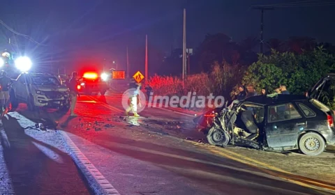 VÍDEO: Colisão entre dois veículos na BR-174 deixa motorista morto após ficar preso às ferragens