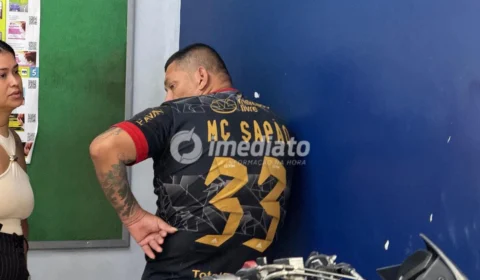 Vulgo “Sapão” é preso pela Rocam com drogas e celulares no bairro Tarumã