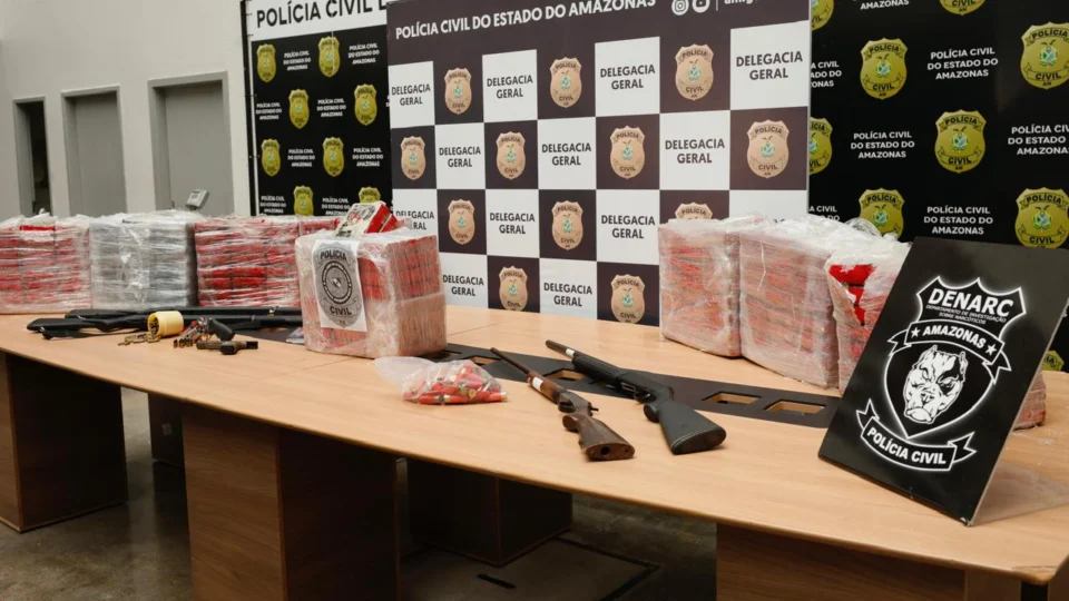 Operação Iara: PCPA e PC-AM apreendem 250 quilos de cocaína e bloqueiam R$ 4,8 milhões do crime organizado