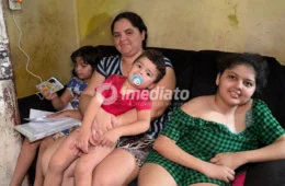Mãe faz apelo por apoio para tratamento da filha com escoliose que precisa passar por cirurgia em São Paulo