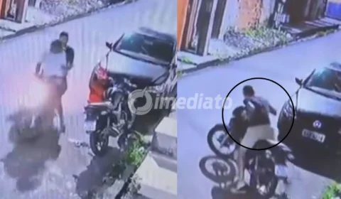 VÍDEO: Dupla é flagrada por câmeras furtando motocicleta em frente a residência no bairro Ouro Verde, em Manaus