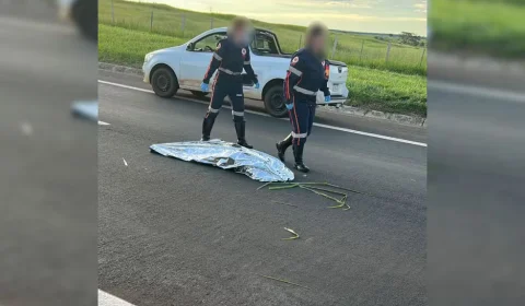 VÍDEO: mulher é reanimada após ser dada como morta e deixada em rodovia de SP