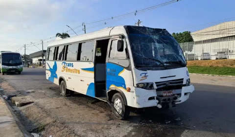VEJA VÍDEO: acidente com três ônibus deixa até 10 feridos no Distrito Industrial 2, em Manaus