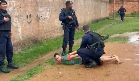 Apenado é preso por atirar contra vizinha após discussão em vila de apartamento