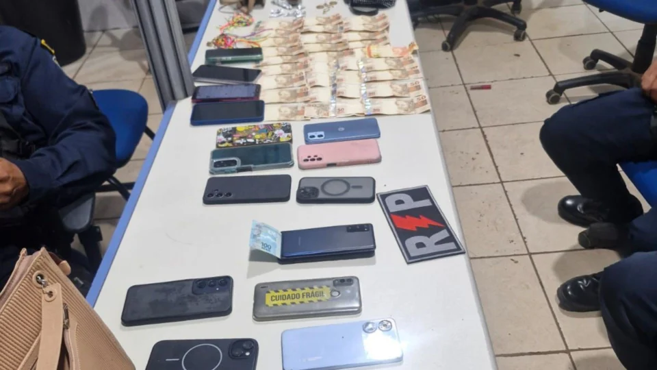 Quatro mulheres são presas suspeitas de furtar 13 celulares durante Carnaval em Porto Velho