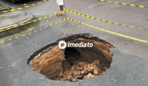 “Quando chove, ninguém consegue subir”: moradores cobram melhorias em rua da Colônia Terra Nova