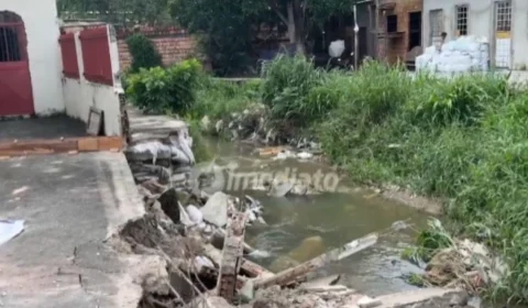 Após chuvas, muro de igreja desaba e moradores cobram ação urgente no Zumbi dos Palmares