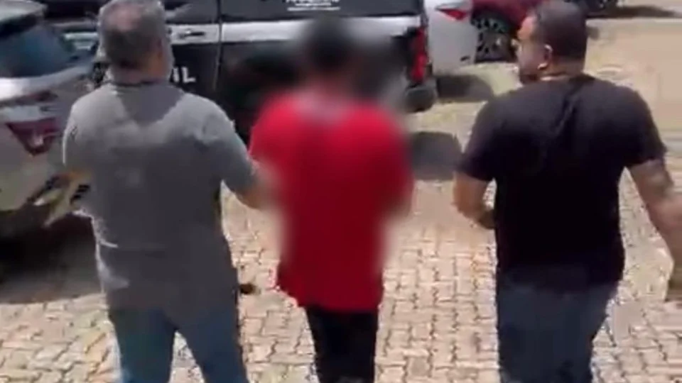 Homem é preso em Manaus por descumprir medida protetiva e perseguir ex-companheira