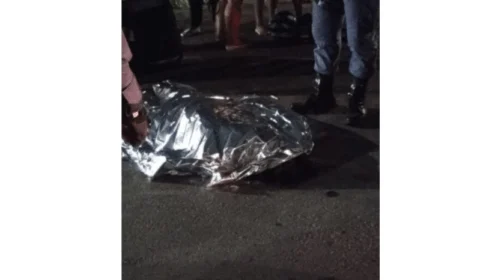 Jovem morre após colisão entre moto e ônibus na zona norte de Manaus