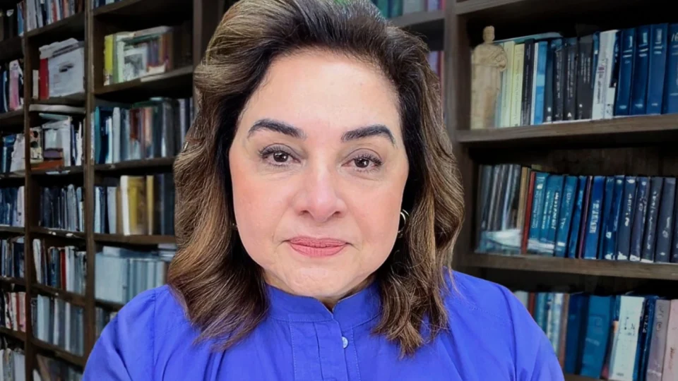 Operação liga gestão municipal ao CV e Professora Maria do Carmo reage: ‘O Amazonas merece esse tipo de governante?’