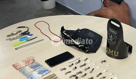 ROMU prende suspeito de tráfico de drogas durante patrulhamento no Centro de Manaus