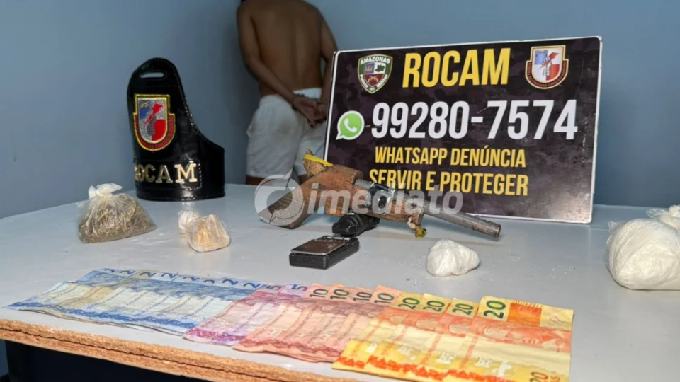 Denúncia anônima leva ROCAM a prender suspeito por tráfico e apreender arma caseira no bairro Cidade de Deus