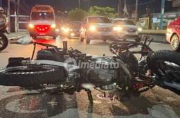 Motociclista morre após colidir violentamente contra poste na Avenida Max Teixeira, em Manaus