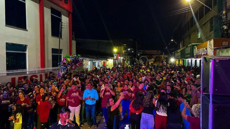 Adora Cristo 2026 reúne atrações musicais e carreata na zona leste de Manaus
