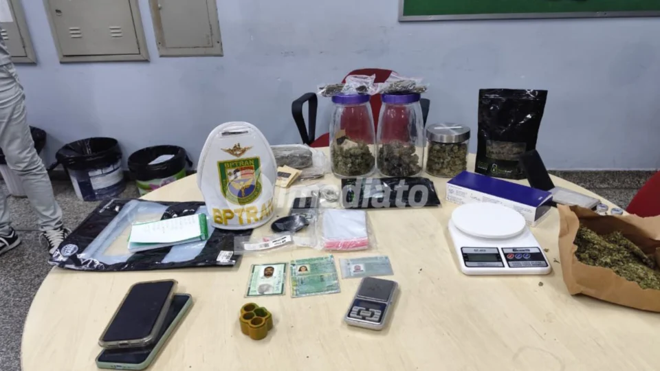 Casal é preso com dois quilos de maconha durante abordagem do BPTRAN em Manaus
