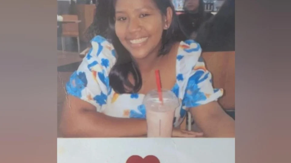 Família pede ajuda para encontrar adolescente de 16 anos desaparecida em Manaus