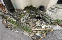 Moradores denunciam esgoto a céu aberto e risco de acidentes no bairro Crespo, em Manaus