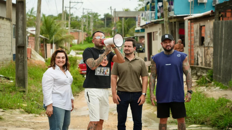 Salazar entra na pré-campanha da Professora Maria do Carmo : ‘Daquele jeitão!’