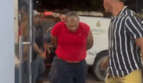 VÍDEO: falso passageiro sequestra motorista em Manaus