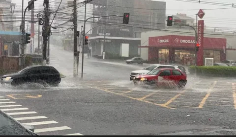 Chuvas intensas colocam Manaus em estado de atenção