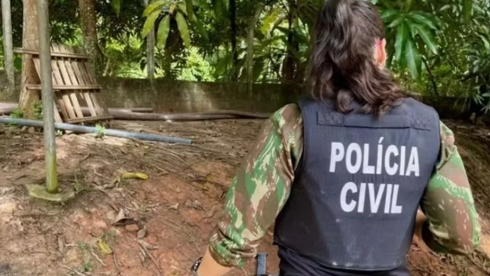 Suspeito de maus-tratos é preso após cachorro ser encontrado com pernas quebradas em Manaus