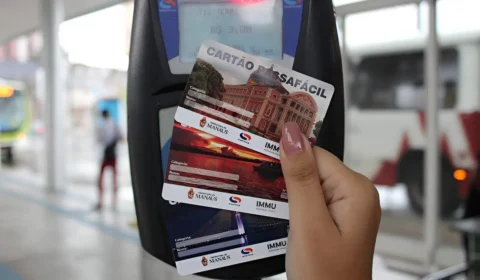 David Almeida anuncia redução do vale-transporte de R$ 6 para R$ 5 a partir de março, em Manaus