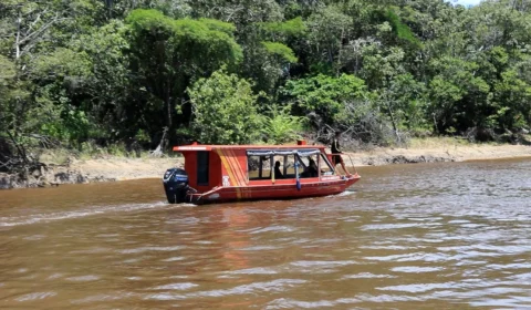Buscas por desaparecidos após naufrágio da lancha Lima de Abreu XV chegam ao sexto dia no AM