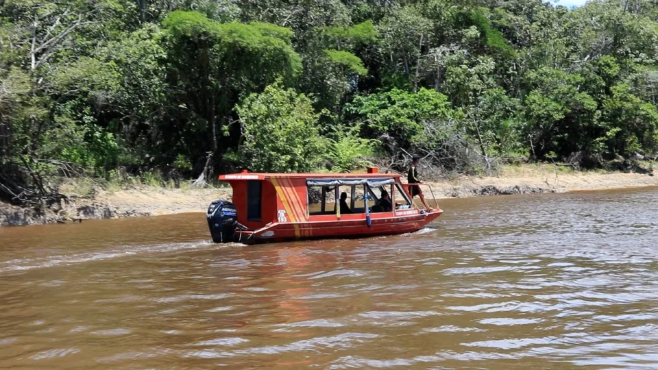 Buscas por desaparecidos após naufrágio da lancha Lima de Abreu XV chegam ao sexto dia no AM