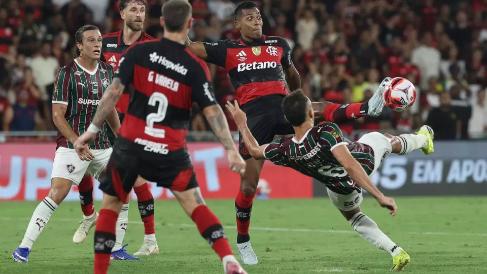 Flamengo vence Fluminense nos pênaltis e conquista o 40° Campeonato Carioca