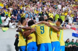 Brasil vence Croácia  por 3 a 1 em teste final antes de convocação para Copa do Mundo