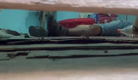 Mulher é presa suspeita de matar companheiro a facadas no bairro Educandos