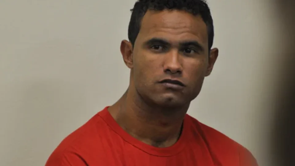 Goleiro Bruno tem livramento condicional revogado após descumprir regras e volta ao regime semiaberto