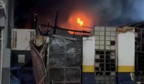 Loja e oficina de motos são destruídas por incêndio em Porto Velho