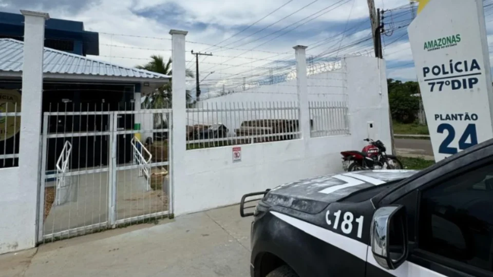 Filho é preso suspeito de roubar e perseguir o próprio pai idoso em Novo Airão, no Amazonas