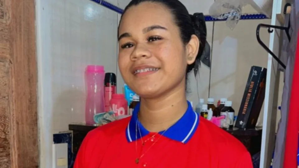 Adolescente de 15 anos desaparece após sair para a escola em Manaus